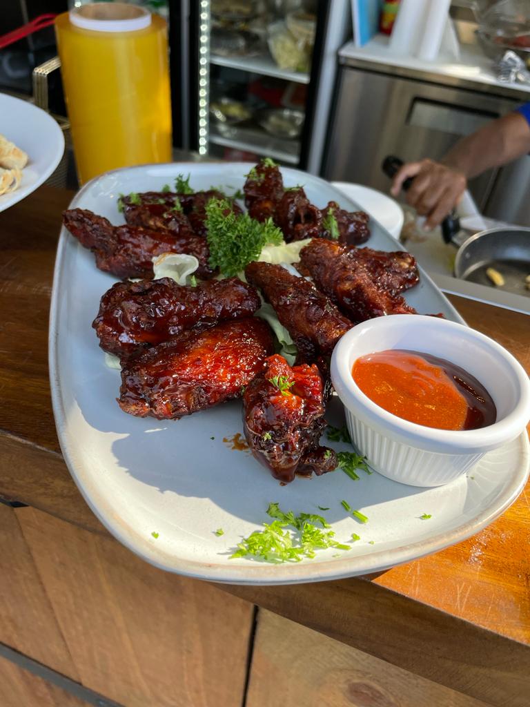 THE LOVE! In These Chicken Wings 🔥